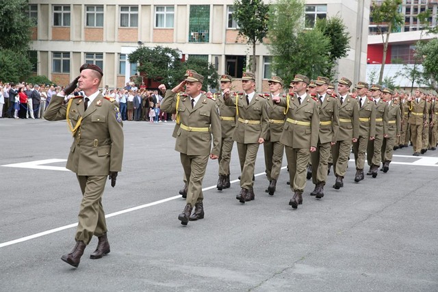 Ceremonia dedicata implinirii a 155 de ani de la infiintarea Regimentului 30 Garda „Mihai Viteazul” - foto Valentin Ciobirca
