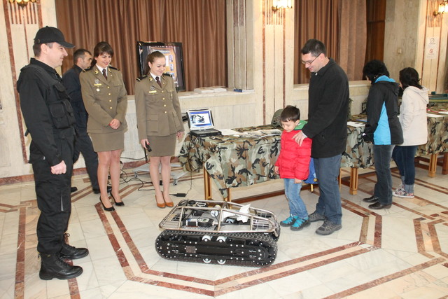 Ziua portilor deschise - foto Eugen Mihai