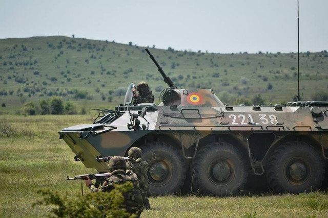 Aspect din cadrul exercitiului - foto MApN