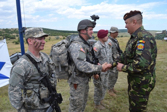 Aspect de la exercitiu - foto Iulian Cadulencu