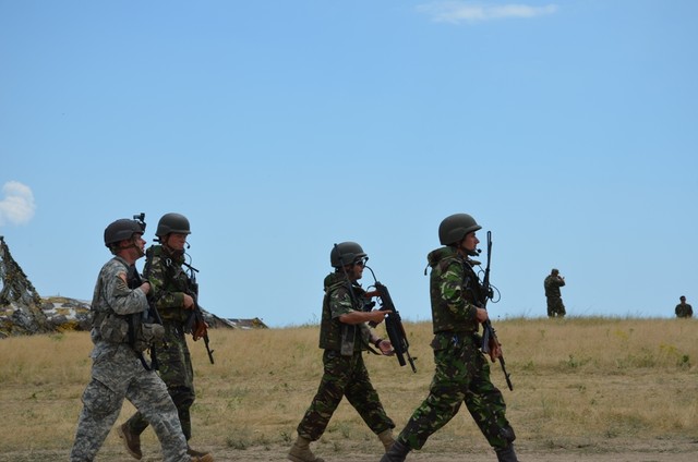 Aspect de la exercitiu - foto Mihai Egorov