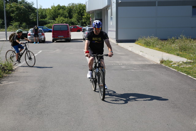 Plutonierul-adjutant Costi Slaniceanu a preluat ștafeta - foto Valentin Ciobirca