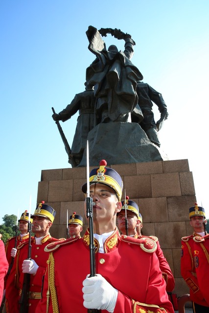 Aspecte de la Ceremonia de absolvire de la Universitatea Nationala de Aparare - foto Valentin Ciobirca