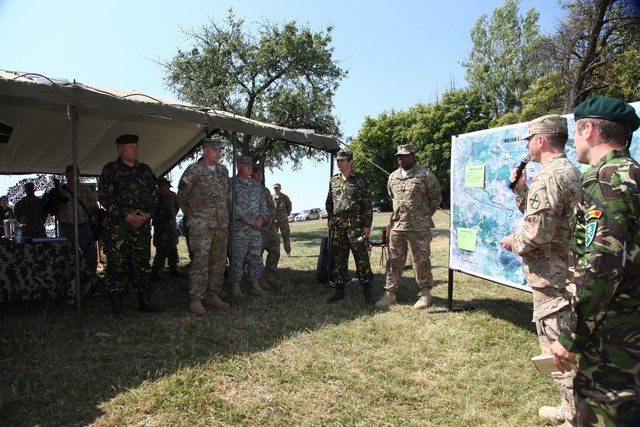 Prezentarea platformelor de lucru și vizualizarea lor in teren - foto Cristian Surugiu