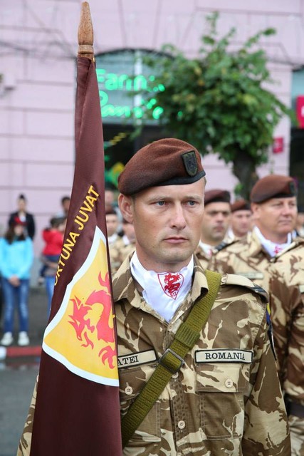 Aspect din timpul ceremoniei de la Dej - foto Valentin Ciobirca 