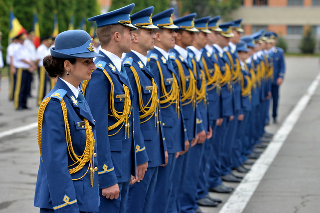 Ceremonia de absolvire a promotiei „Regele Ferdinand 150” a Academiei Forțelor Aeriene „Henri Coanda” – foto Marcel Sasu