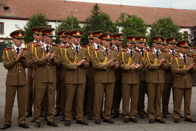 Ceremonia de absolvire a promotiei „Regele Ferdinand 150” a Academiei Fortelor Terestre „Nicolae Balcescu” – foto Cristian Surugiu