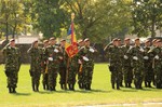 Ceremonia de predare - primire a comenzii  Diviziei  1 Infanterie DACICA catre Divizia Multinationala de Sud-Est

Foto: Adrian Curiman/RevistaFortelor Terestre