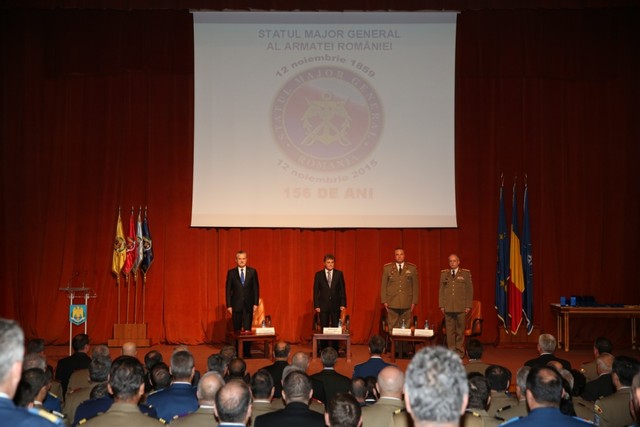 Aspect din timpul ceremoniei dedicate Zilei Statului Major General
