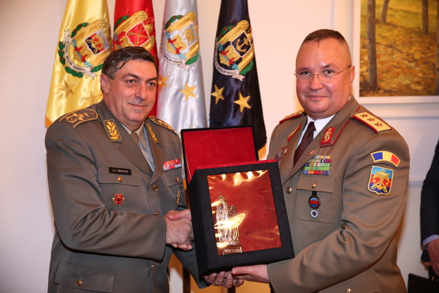 Vizita șefului Statului Major General al Armatei Serbiei, generalul Ljubi�a Dikovi�
