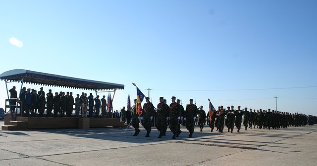 Ceremonia de schimbare a comenzii și inmanare a Drapelului de lupta Bazei Militare Deveselu