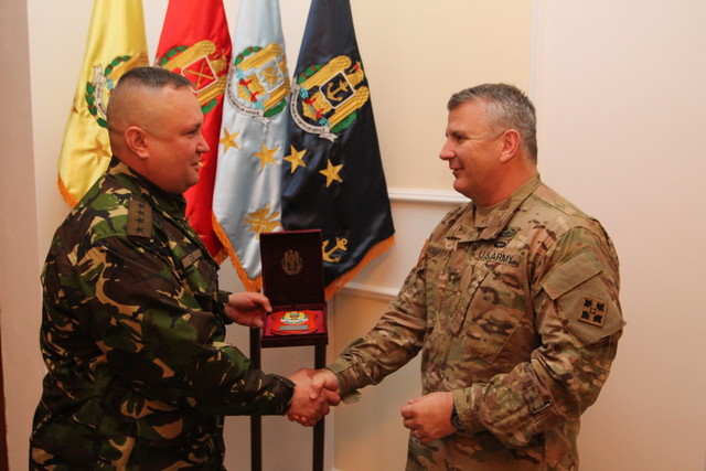 Intrevederea șefului SMG cu Generalul de brigada Timothy Jackson Daugherty