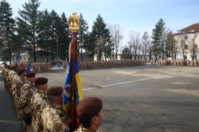 Ceremonie de plecare in Afganistan a militarilor Batalionului 2 Infanterie „Calugareni”

Foto: Valentin Ciobirca
