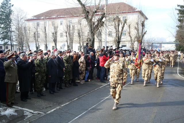 Ceremonie de plecare in Afganistan a militarilor Batalionului 2 Infanterie „Calugareni”

Foto: Valentin Ciobirca
