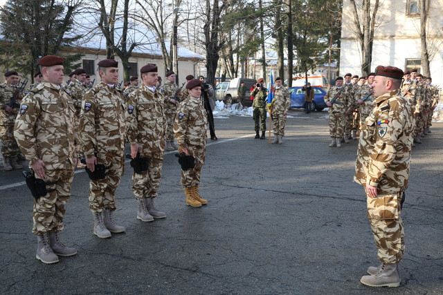 Ceremonie de plecare in Afganistan a militarilor Batalionului 2 Infanterie „Calugareni”

Foto: Valentin Ciobirca
