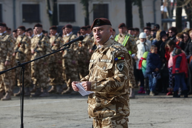 Ceremonie de plecare in Afganistan a militarilor Batalionului 2 Infanterie „Calugareni”

Foto: Valentin Ciobirca

