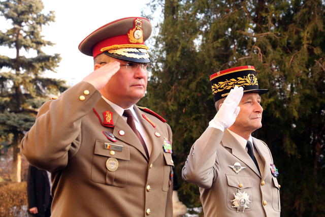 Seful Statului Major General al Republicii Franceze, in vizita la Bucuresti

Foto: Petrica Mihalache