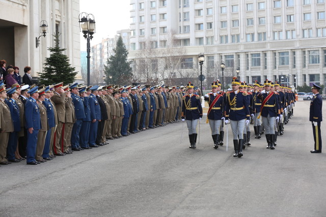 Ceremonie de trecere in rezerva a unor cadre militare din Statul Major General