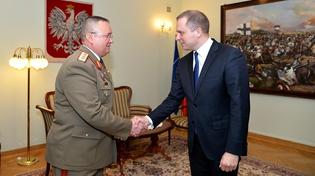 Intrevederea șefului Statului Major General, generalul Nicolae Ciuca, cu adjunctul ministrului apararii naționale din Polonia, Tomasz Szatkowski