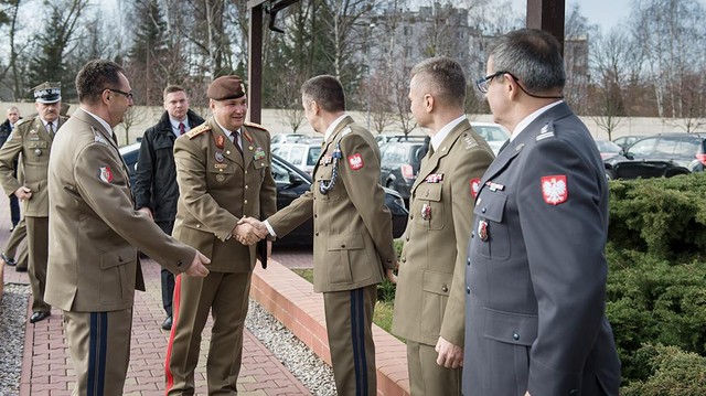 Intrevederea șefului Statului Major General, generalul Nicolae Ciuca, cu comandantul comandamentului operațional din Polonia, generalul-locotenent Marka Tomaszyckiego.