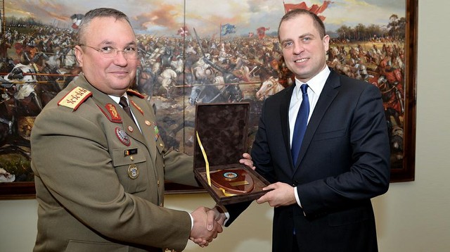 Intrevederea șefului Statului Major General, generalul Nicolae Ciuca, cu adjunctul ministrului apararii naționale din Polonia, Tomasz Szatkowski