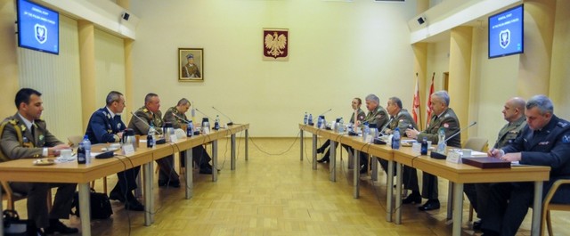 Intrevederea șefului Statului Major General, generalul Nicolae Ciuca, cu șeful Statului Major General din Polonia, Mieczys�aw Gocu�