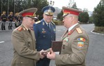 Ceremonia de trecere in rezerva a unor cadre militare din Statul Major General

Foto Eugen Mihai