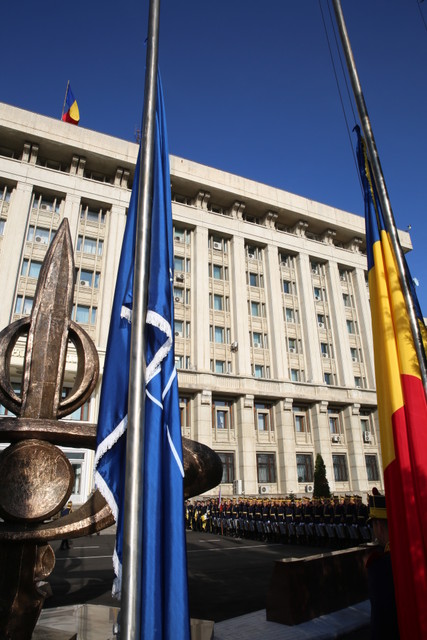 Ziua NATO la Ministerul Apararii Naționale

Foto: Valentin Ciobirca
