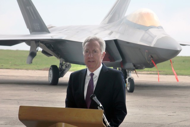 Ambasadorul SUA in Romania, ES Hans Klemm, se adreseaza jurnaliștilor 

Foto: Eugen Mihai
