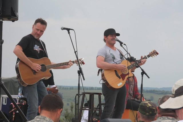 Spectacol pentru militarii participanti la RESOLUTE CASTLE 16

foto: Eugen Mihai