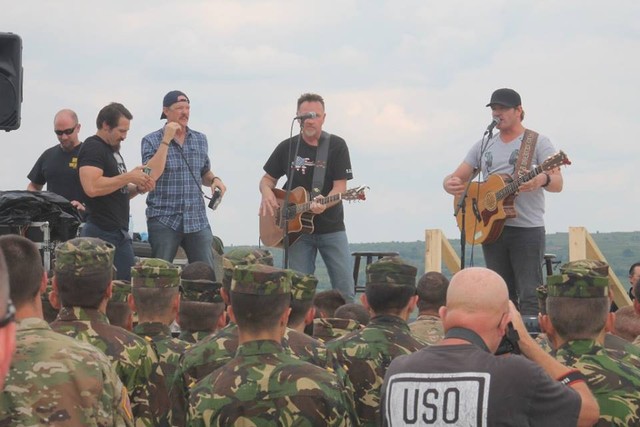 Spectacol pentru militarii participanti la RESOLUTE CASTLE 16

foto: Eugen Mihai