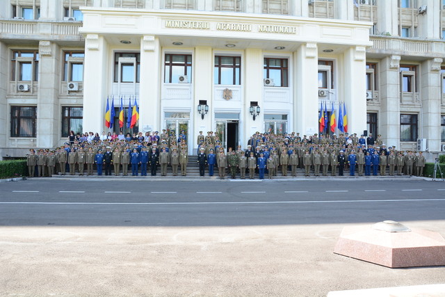 Ceremonie de trecere in rezerva a unor cadre militare din Statul Major General
Foto: Marius Vladuțu

