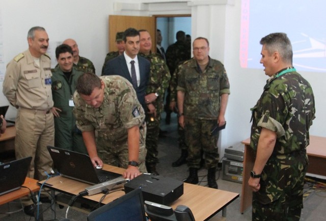 Ziua Distinșilor Vizitatori a Exercitiului “STEADFAST COBALT 2016“- foto Eugen Mihai