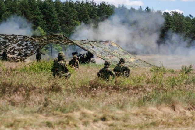 Militari din Batalionul 812 Infanterie 