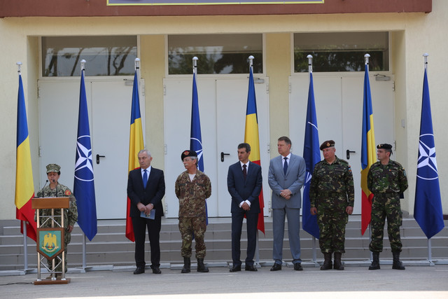 Ceremonia de declarare a Capacitatii Operationale Initiale a Comandamentului Multinational de Divizie Sud-Est si a Capacitatii Finale a Unitatii de Integrare a Fortelor NATO
foto: Valentin Ciobirca
