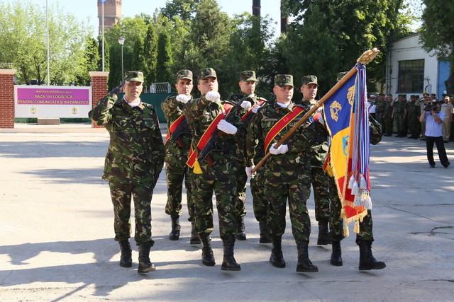 95 de ani de la inființarea Bazei 191 Logistice pentru Comunicații și Informatica

Foto: Petrica Mihalache
