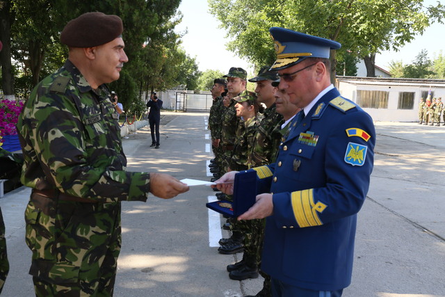 95 de ani de la inființarea Bazei 191 Logistice pentru Comunicații și Informatica

Foto: Petrica Mihalache

