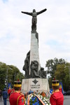 Ceremonia militara si religioasa cu depuneri de coroane de flori, in memoria eroilor aviatori - Monumentul Eroilor Aerului din Piata Aviatorilor
Foto: Vali Ciobirca
