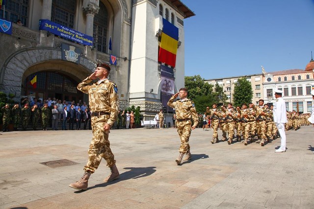 Ceremonia de plecare in misiune, in Teatrul de Operatii din Afganistan, a Batalionului 341 Infanterie Protecția Forței „Rechinii Albi