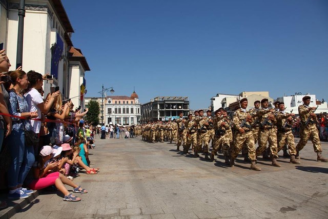 Ceremonia de plecare in misiune, in Teatrul de Operatii din Afganistan, a Batalionului 341 Infanterie Protecția Forței „Rechinii Albi