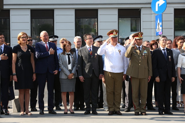 Ziua Imnului National - Piața Tricolorului din București
Foto: Vali Ciobirca
