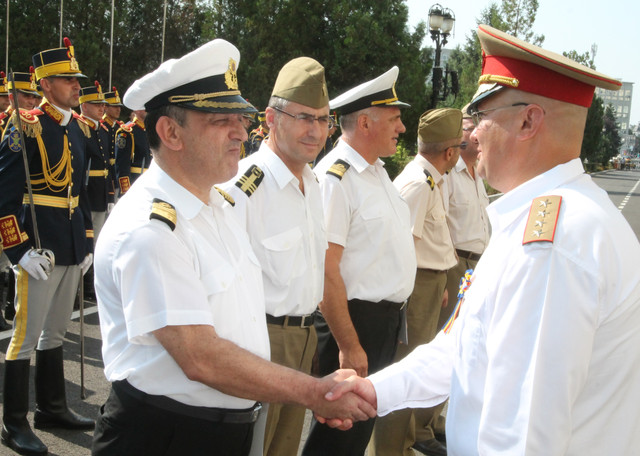 Ceremonie de trecere in rezerva a unor cadre militare din Statul Major General
Foto: Eugen Mihai
