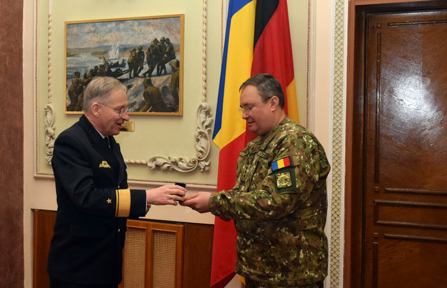 Vizita delegatiei de ofiteri-studenti de la Academia de Conducere a Bundeswehr-ului din Germania la Statul Major al Apararii Foto: Nicusor Comanescu