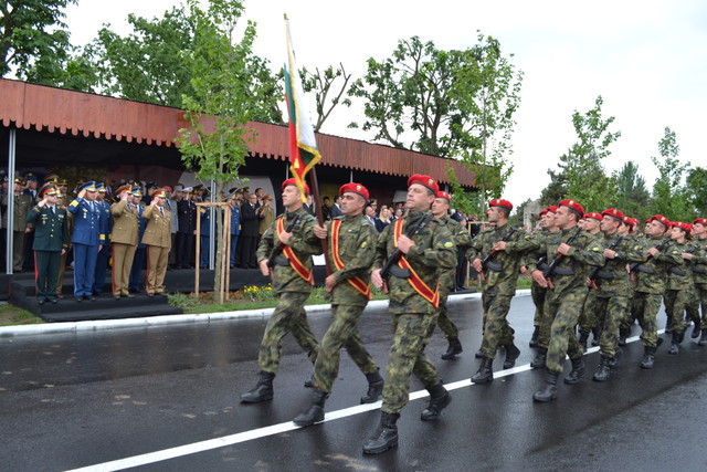 Ceremonia militara și religioasa dedicata Zilei Eroilor, in garnizoana Buzau

Foto: MapN Paul Oprea
