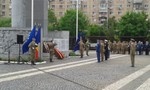 Ceremonie de depunere de coroane de flori la Monumentul eroilor militari cazuti in misiune in teatre de operatii si pe teritoriul Romaniei (Parcul Tineretului), București

Foto: MApN Cristian Mariș
