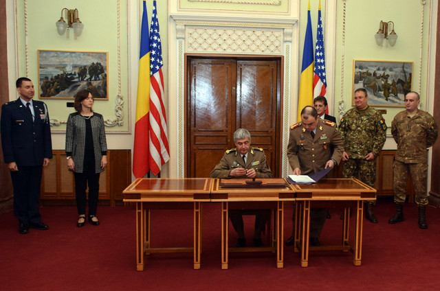 Semnarea scrisorii de oferta și acceptare pentru achiziționarea primelor trei sisteme de rachete „HIMARS”