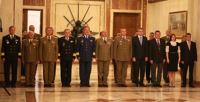 Aspect de la ceremonia de avansare in grad a veteranilor de razboi (Foto: Valentin Ciobirca)