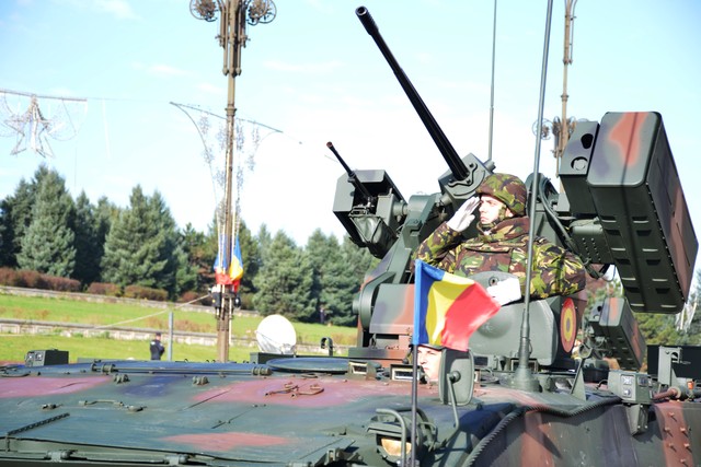 Parada militara organizata cu ocazia Zilei Naționale a Romaniei - 1 Decembrie 2015
foto: Radu Vasile