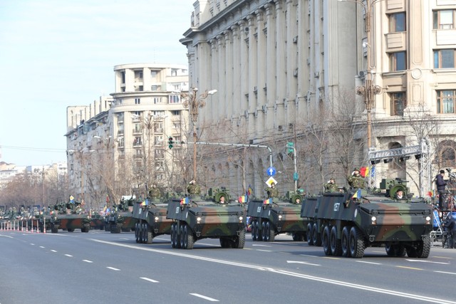 Parada militara organizata cu ocazia Zilei Naționale a Romaniei - 1 Decembrie 2015
foto: Vali Ciobirca