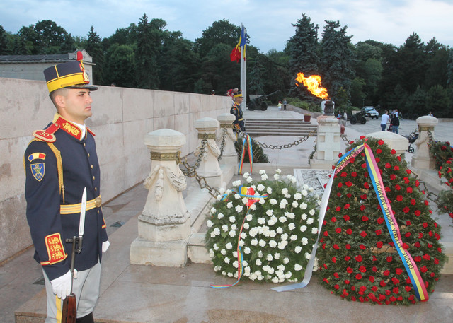 Noaptea Muzeelor la Memorialul Eroilor Neamului, din Parcul Carol I